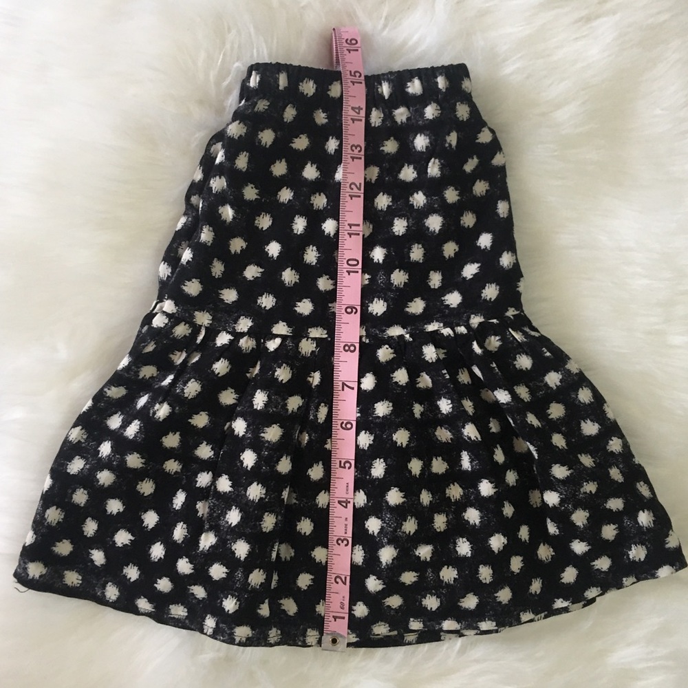 Black Skirt with polka dot design - Picture 4 of 6